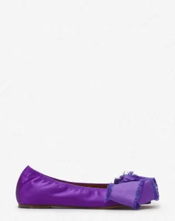 Hot Ballerina flat with a satin bow Women Ballerinas