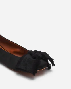 Hot Ballerina flat with a satin bow Women Ballerinas