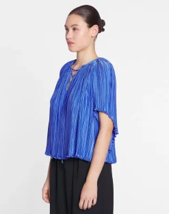 Hot Short-sleeved pleated blouse Women Tops