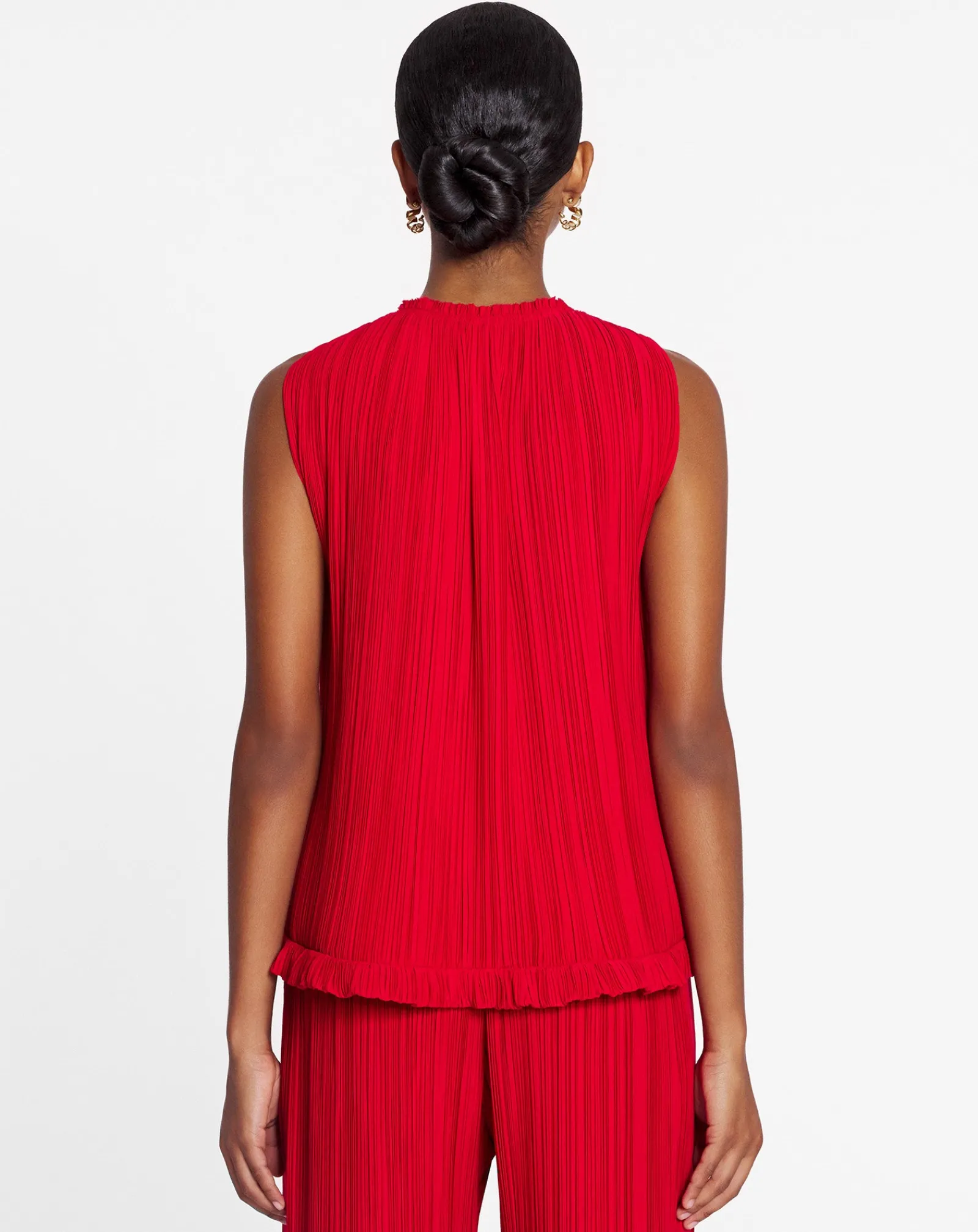 Sleeveless pleated top Women Tops